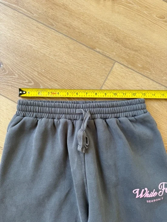 White Fox Women's Season 7 Sweatpants - Picture 4 of 8